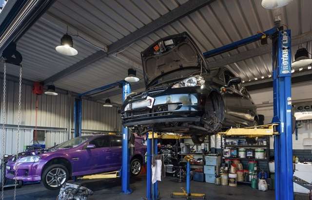 Speedy Auto Centre workshop gallery image
