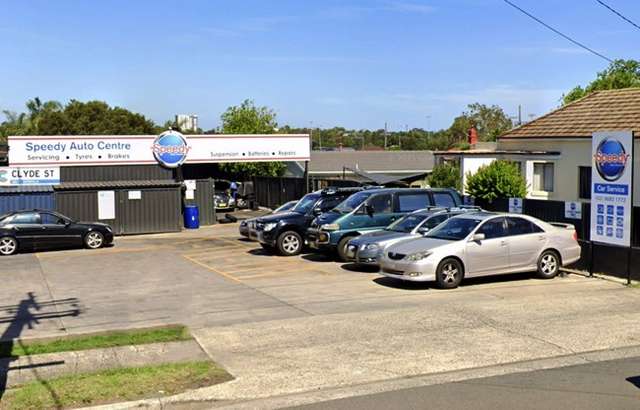 Speedy Auto Centre workshop gallery image