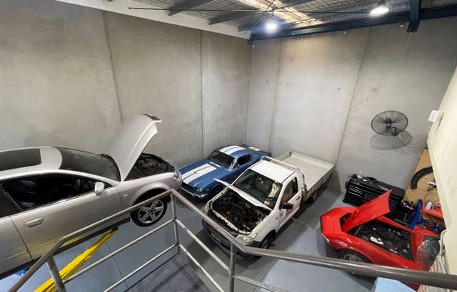 Garage 308 workshop gallery image