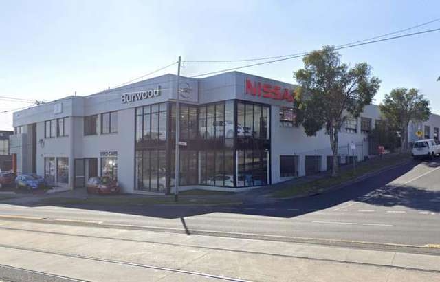 Burwood Nissan workshop gallery image