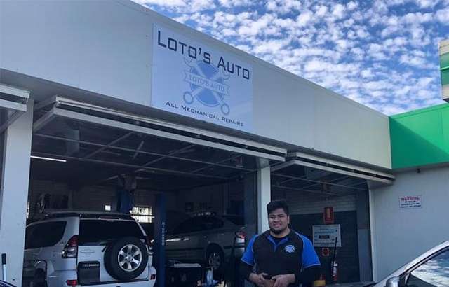 Loto's Auto workshop gallery image