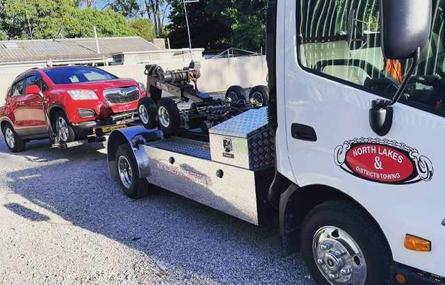 North Lakes & Districts Towing workshop gallery image