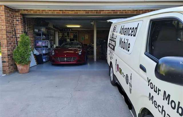 Advanced Mobile AutoCare workshop gallery image