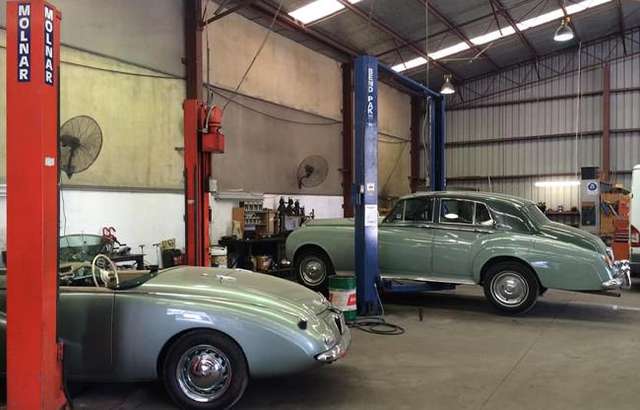 Lilydale Brake & Clutch workshop gallery image