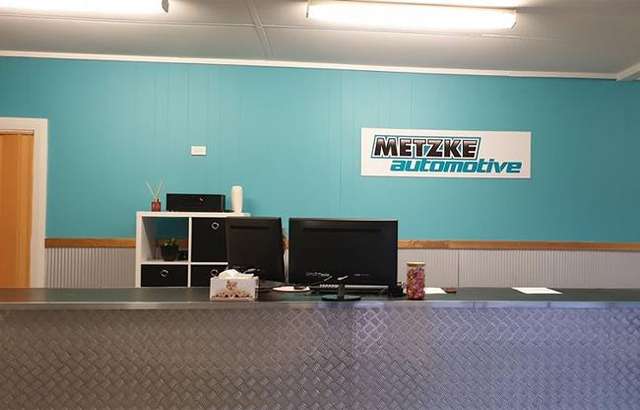 Metzke Automotive workshop gallery image