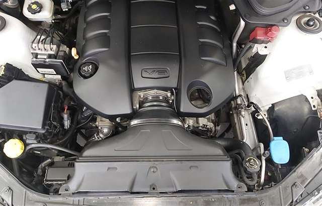 MacArthur Motorsport & Mechanical workshop gallery image