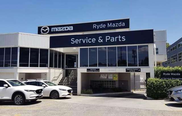 Ryde Mazda Service Centre workshop gallery image