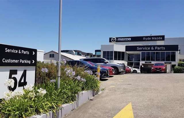 Ryde Mazda Service Centre workshop gallery image