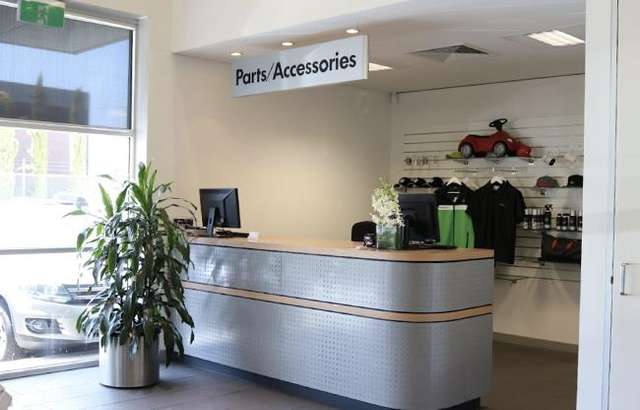 Solitaire Service Centre - Audi workshop gallery image