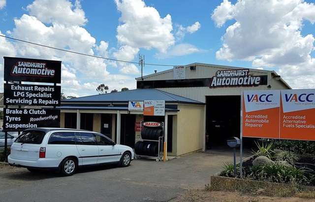 Sandhurst Automotive workshop gallery image