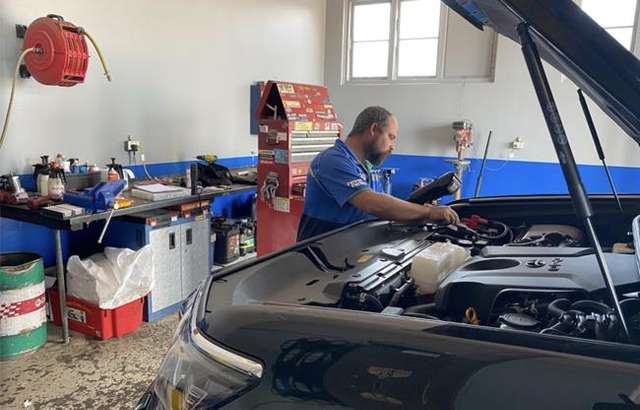 O'Neills Tyre & Autocare Kurri Kurri workshop gallery image