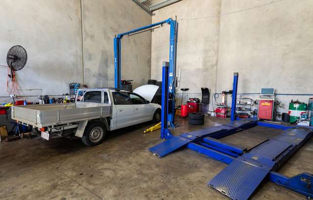 Northside Autocare workshop gallery image