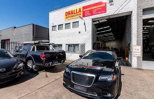 Dhalla Automotive workshop gallery image