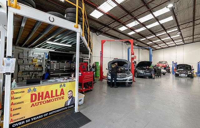 Dhalla Automotive workshop gallery image