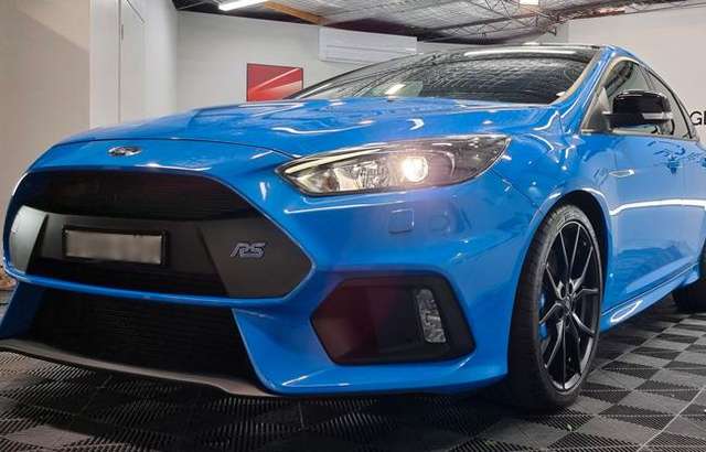 Glass Effect Detailing workshop gallery image