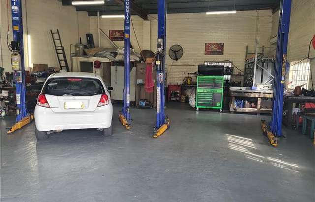 All West C.V. Joint Service Centre workshop gallery image
