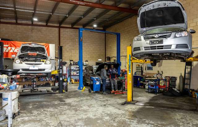 North Geelong Automotive workshop gallery image