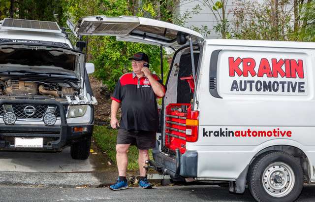 Mobile Krakin Automotive workshop gallery image