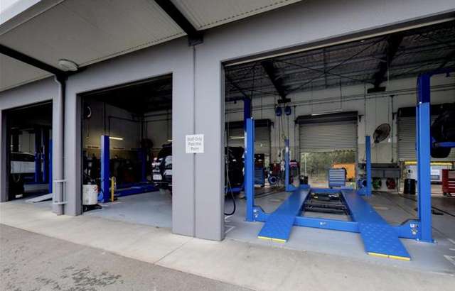 Sunshine Toyota - Sippy Downs workshop gallery image