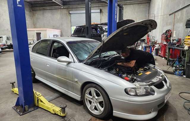 Tom 4x4 and Mechanical workshop gallery image