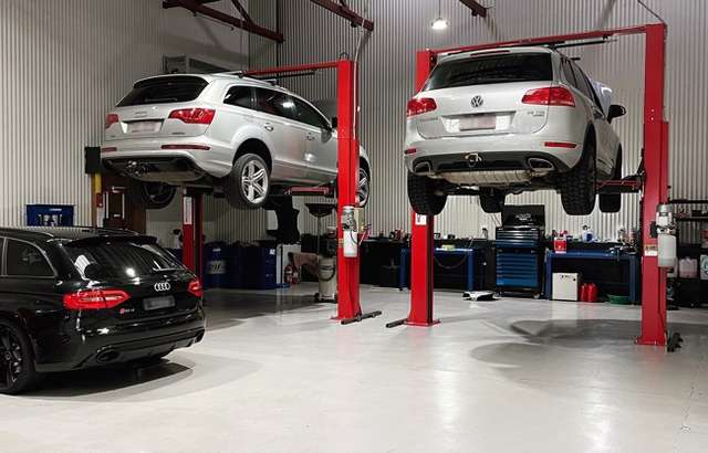 Motionmotive Automotive Services workshop gallery image