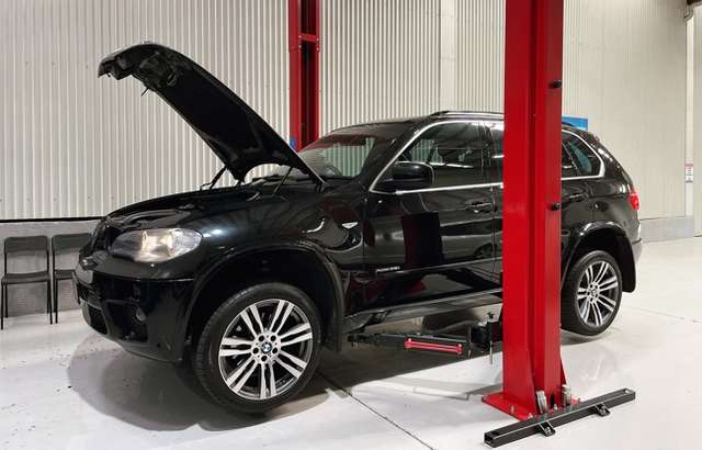 Motionmotive Automotive Services workshop gallery image