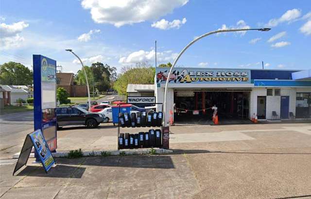 Alex Ross Automotive workshop gallery image