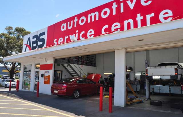ABS Auto Epping workshop gallery image