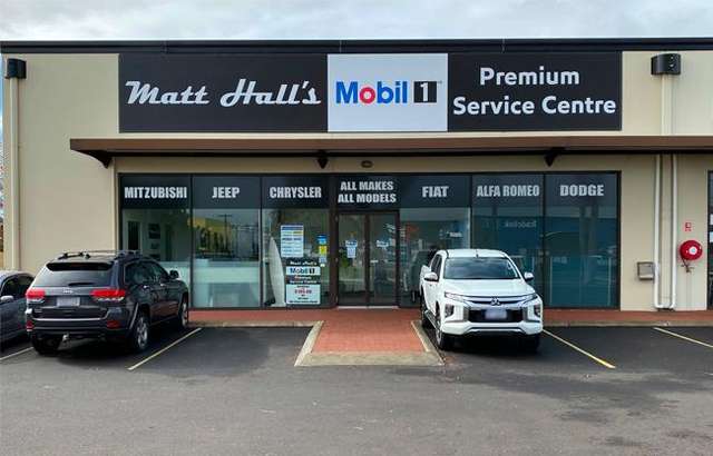 Matt Hall's Bunbury Premium Service Centre workshop gallery image