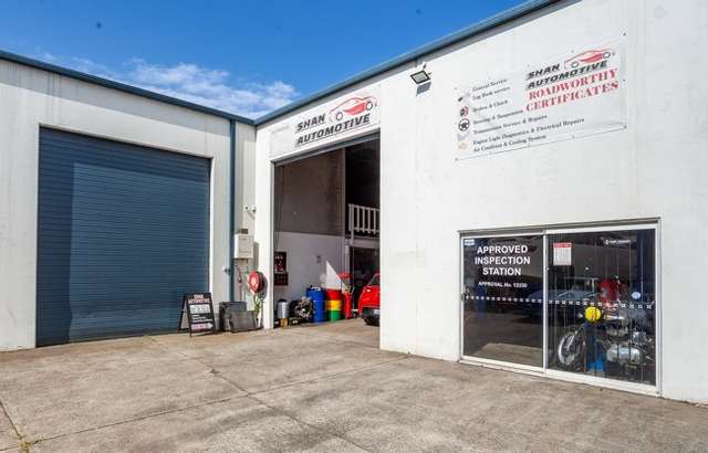 SHAN Automotive workshop gallery image