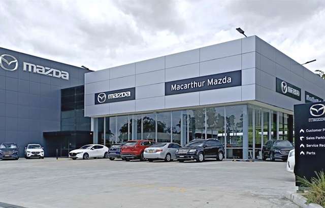 Macarthur Mazda workshop gallery image