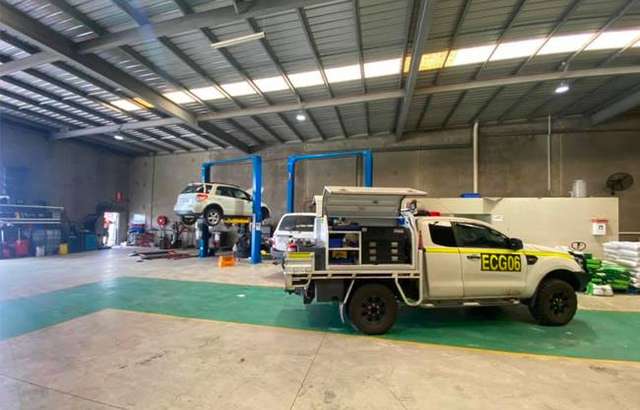 Ellico Automotive & Mechanical workshop gallery image