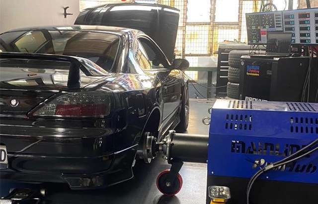 Dee's Automotive Pty Ltd workshop gallery image