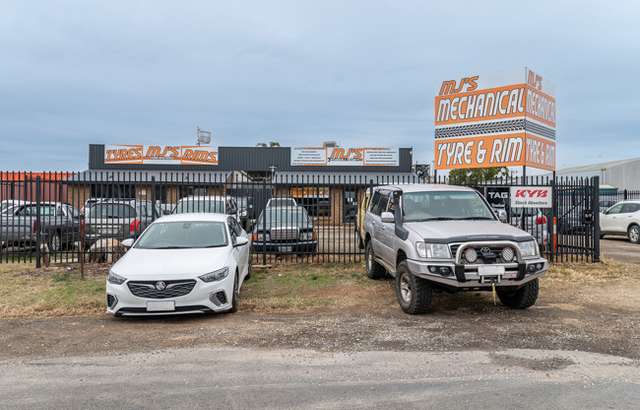 MJ's Mechanical & Tail Shafts workshop gallery image