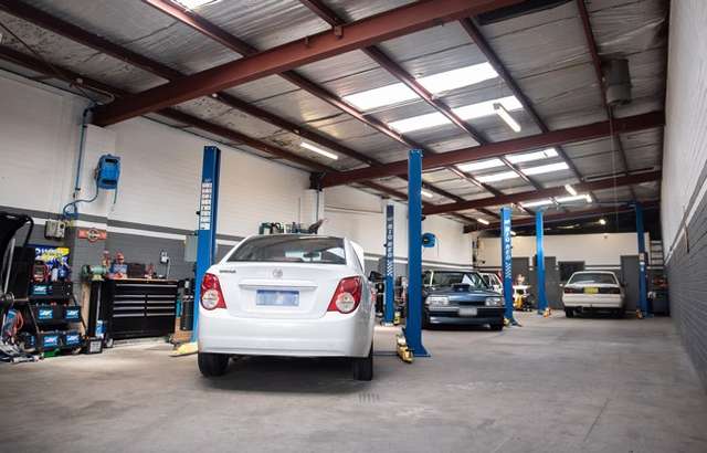 SVM Automotive workshop gallery image