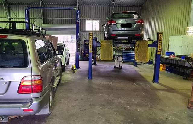 4x4 Mechanical workshop gallery image