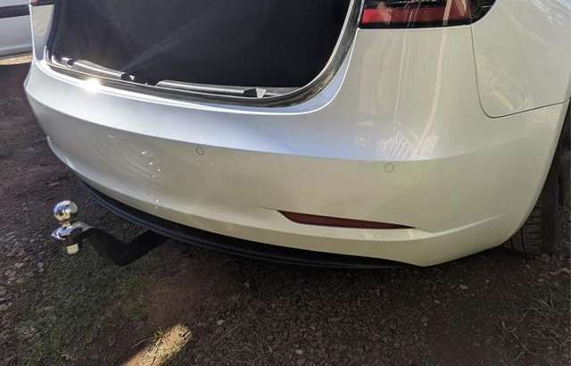 The Towbar Guys workshop gallery image