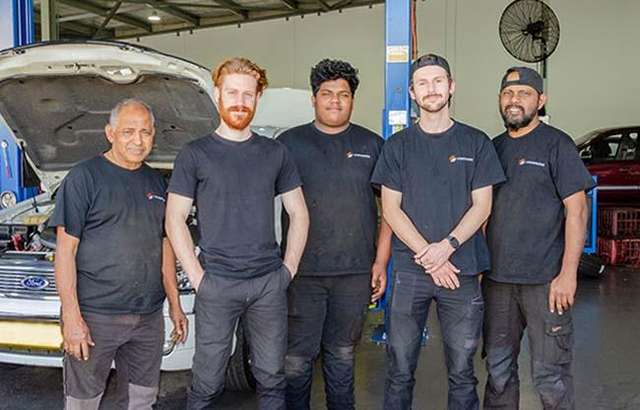LK Motor Mechanic Group workshop gallery image