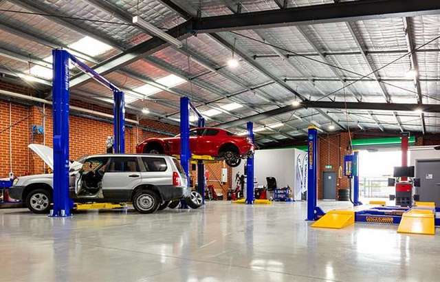 Ultra Tune Fawkner workshop gallery image