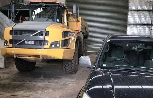C&C AutoTek workshop gallery image