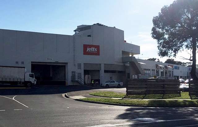 mycar Tyre & Auto Waverly Gardens workshop gallery image