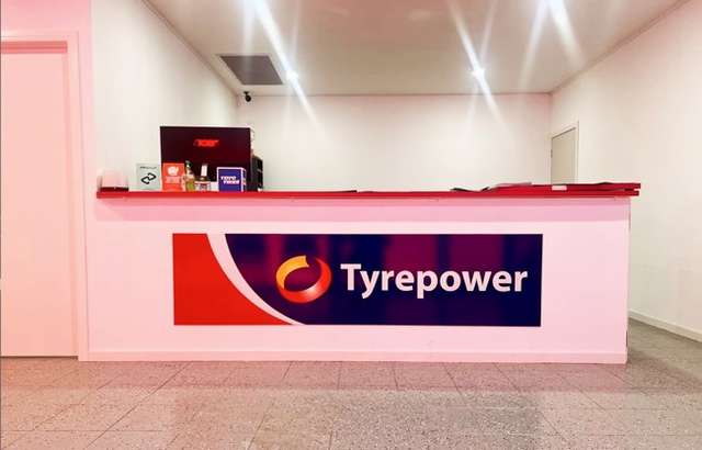 Tyrepower Gladstone workshop gallery image