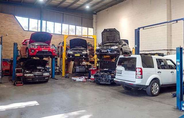 Blacktown Service Centre and Expert Mechanical Repairs workshop gallery image