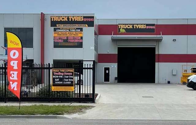 Truck Tyres Epping workshop gallery image