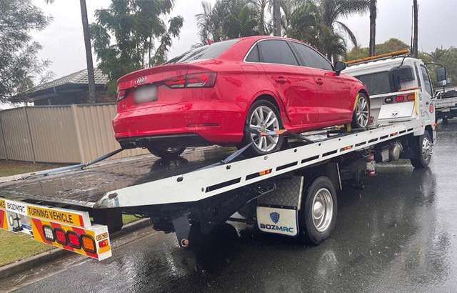 Harpers Towing workshop gallery image