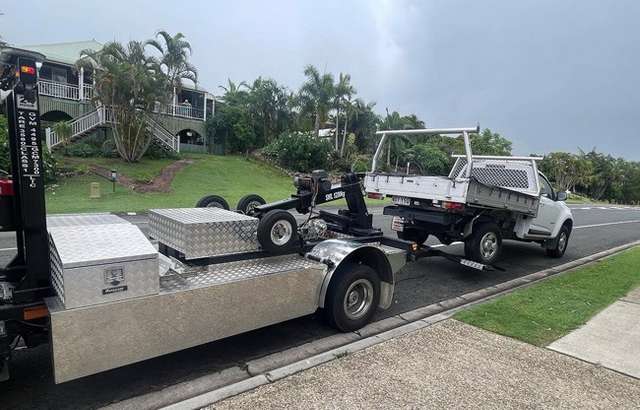 Harpers Towing workshop gallery image
