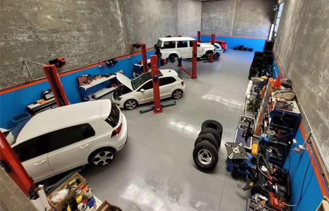 Quick Fix Auto workshop gallery image