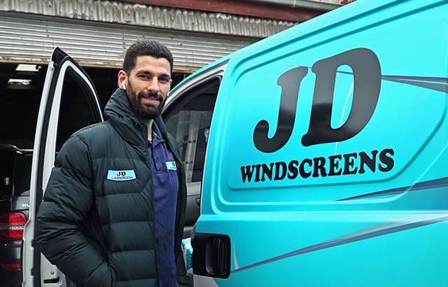 JD Windscreens Sunshine Coast workshop gallery image