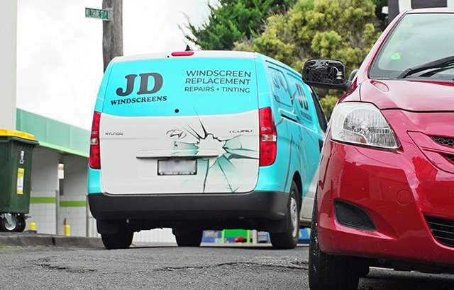 JD Windscreens Sunshine Coast workshop gallery image