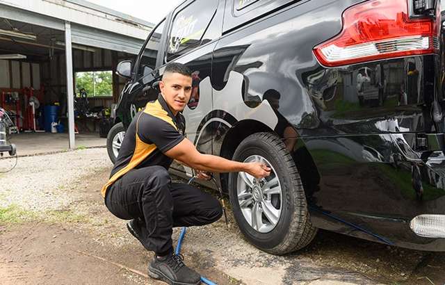 Auto Fixit Mobile workshop gallery image